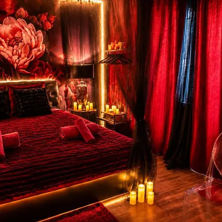 L'intense, Privatif, Nuit Romantique